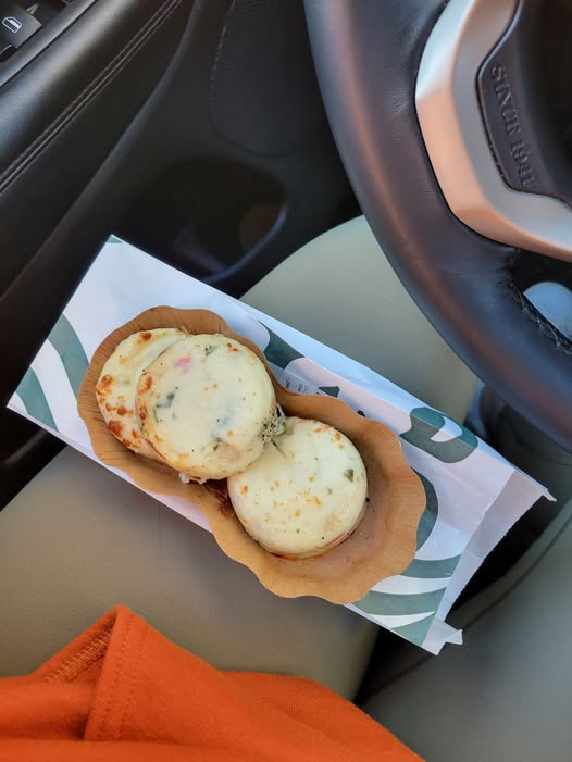 10 Healthy Starbucks Breakfast Orders Under 300 Calories